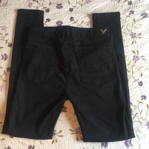 Reposh/seller sent wrong item - Picture 3 of 3